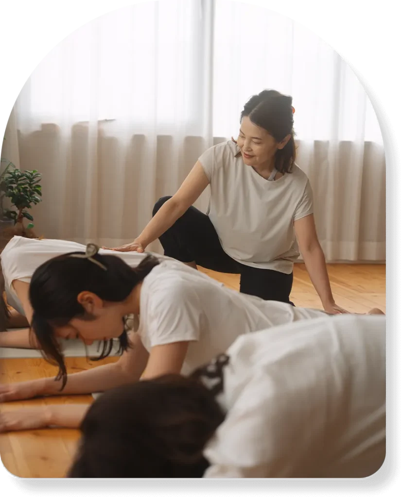 季節の休息ヨガ　〜yin &リストラティブ〜